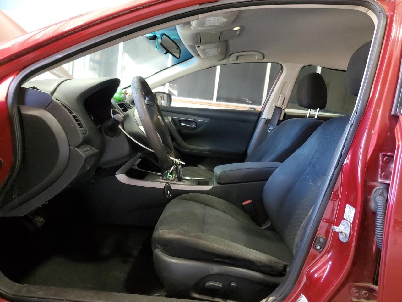 Nissan Altima 2.5 Image 3