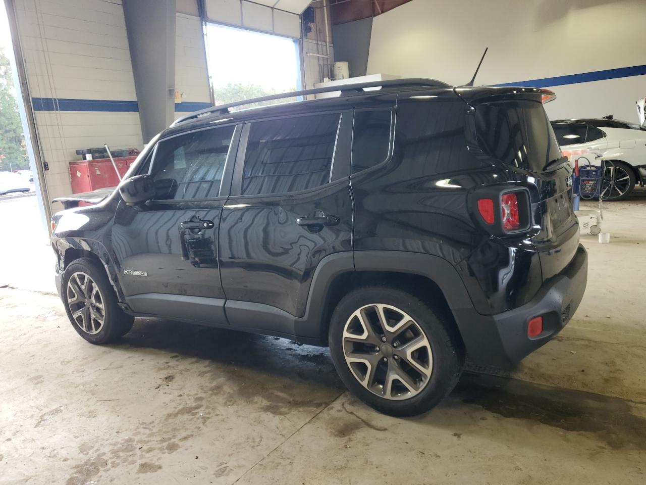 Jeep Renegade Latitude Image 6