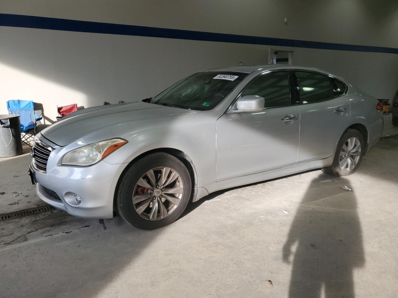 INFINITI M37 X Image 1