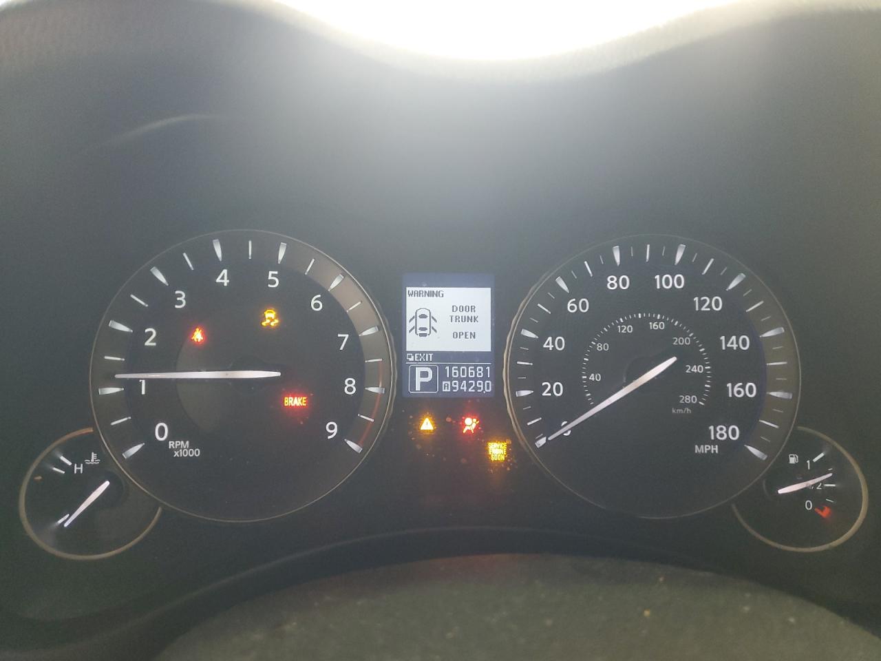 INFINITI M37 X Image 8