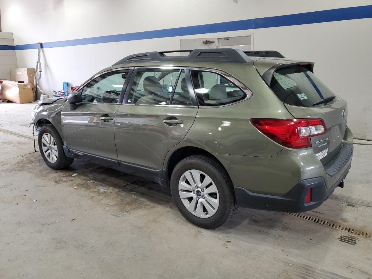 Subaru Outback 2.5i Image 6