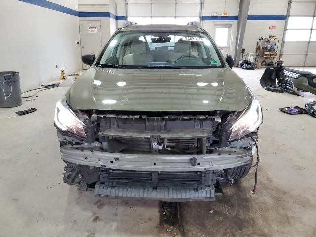 Subaru Outback 2.5i Image 13