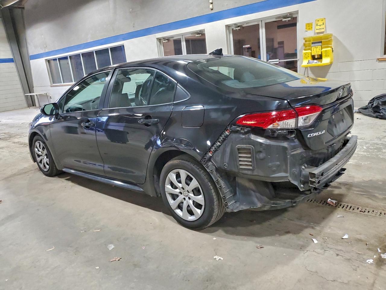 Toyota Corolla Le Image 5