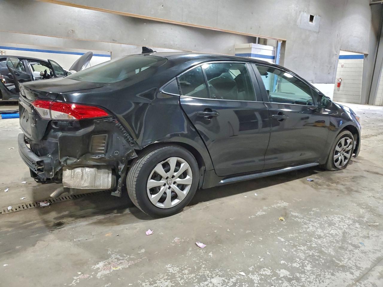 Toyota Corolla Le Image 3