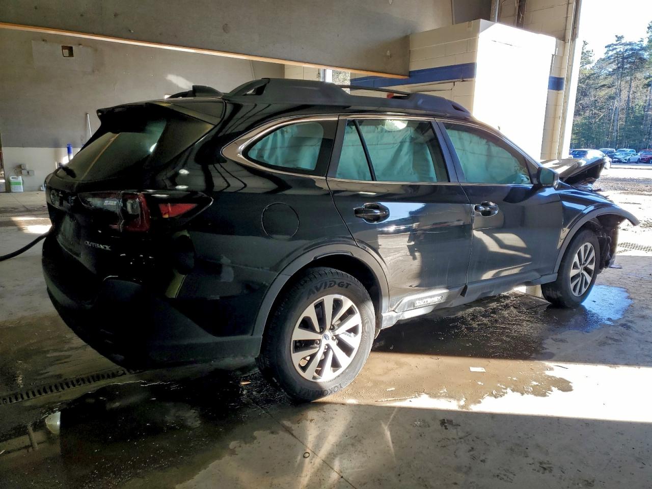 Subaru Legacy Image 3