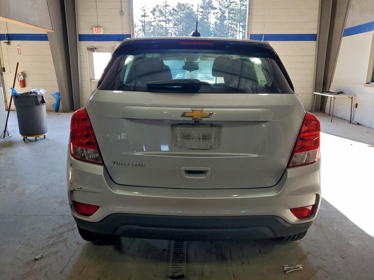 Chevrolet Trax Ls Image 6