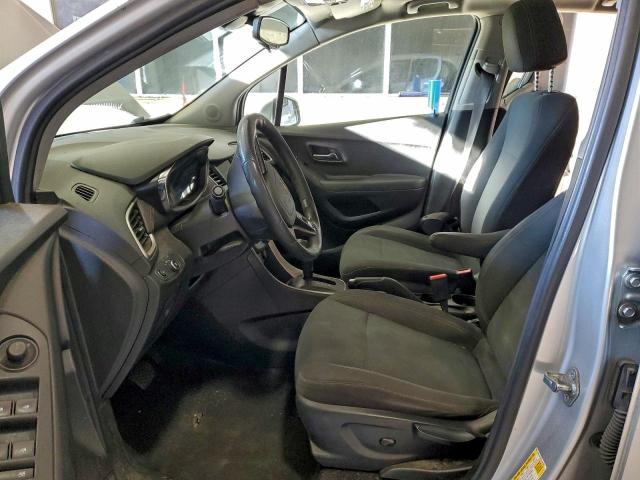 Chevrolet Trax Ls Image 8