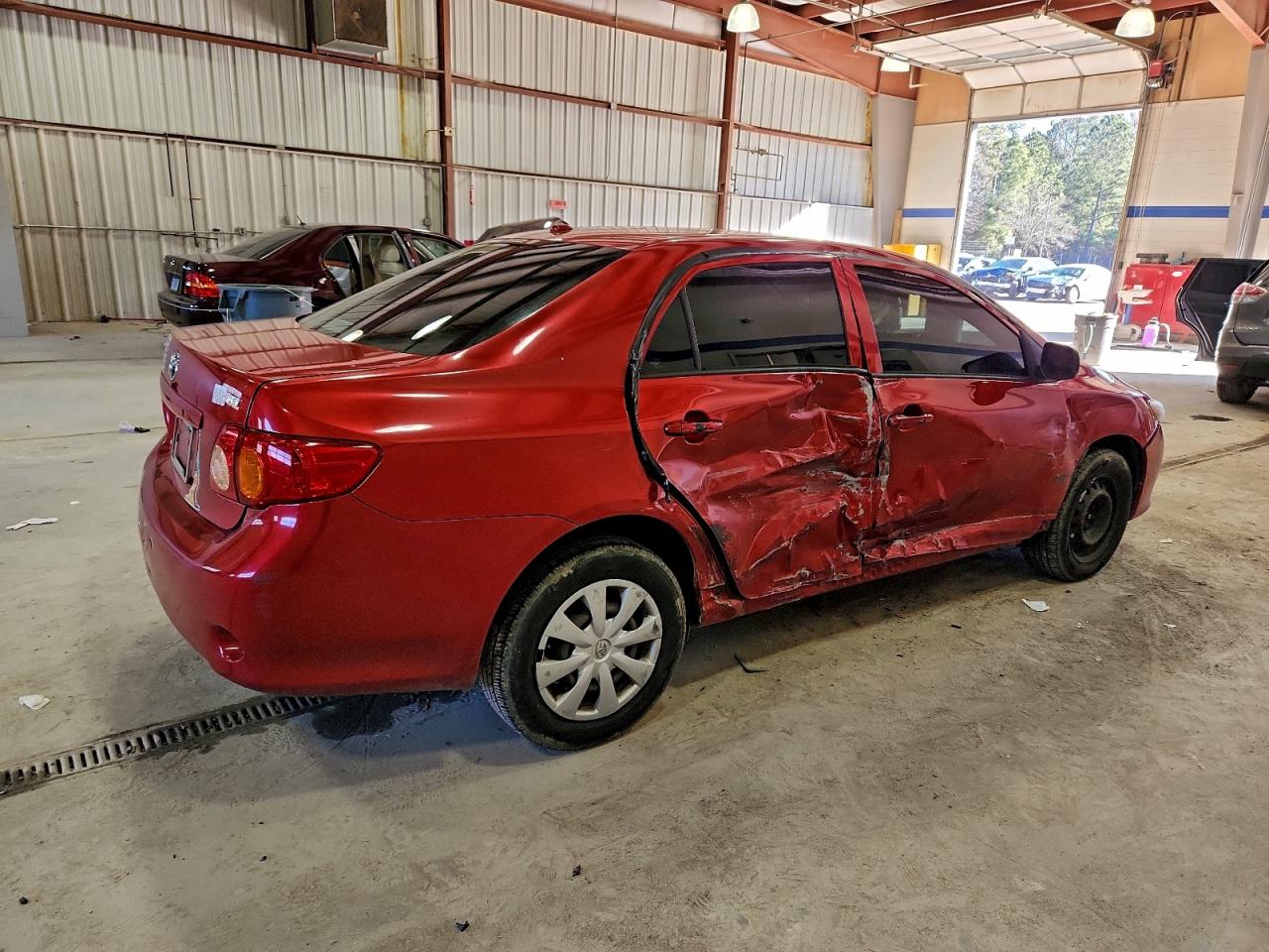 Toyota Corolla Base Image 3