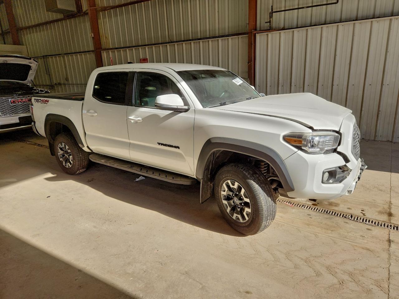 Toyota Tacoma Double Cab Image 6
