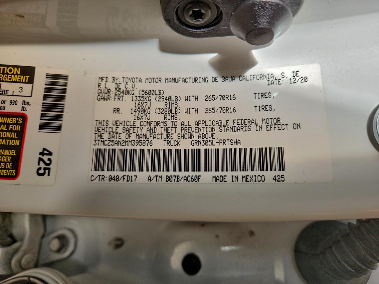 Toyota Tacoma Double Cab Image 12