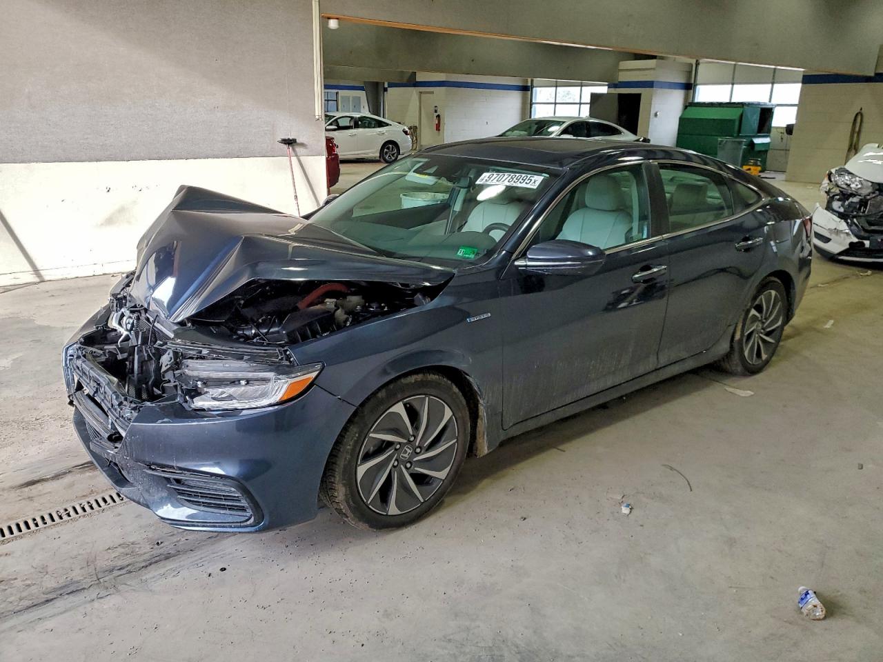 Honda Insight Touring Image 1