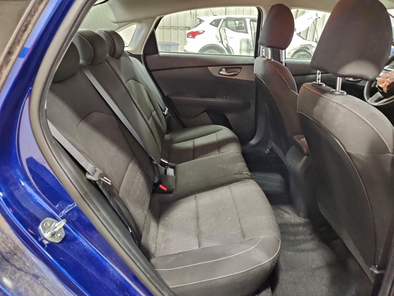 Kia Forte Fe Image 7