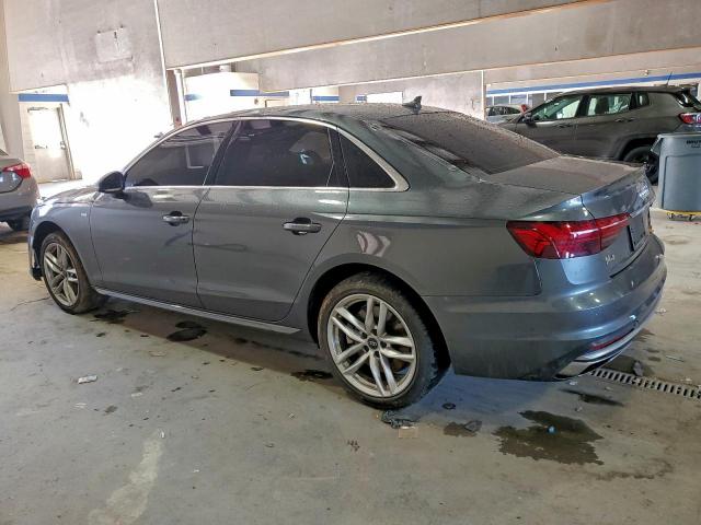 Audi A4 Premium Image 2