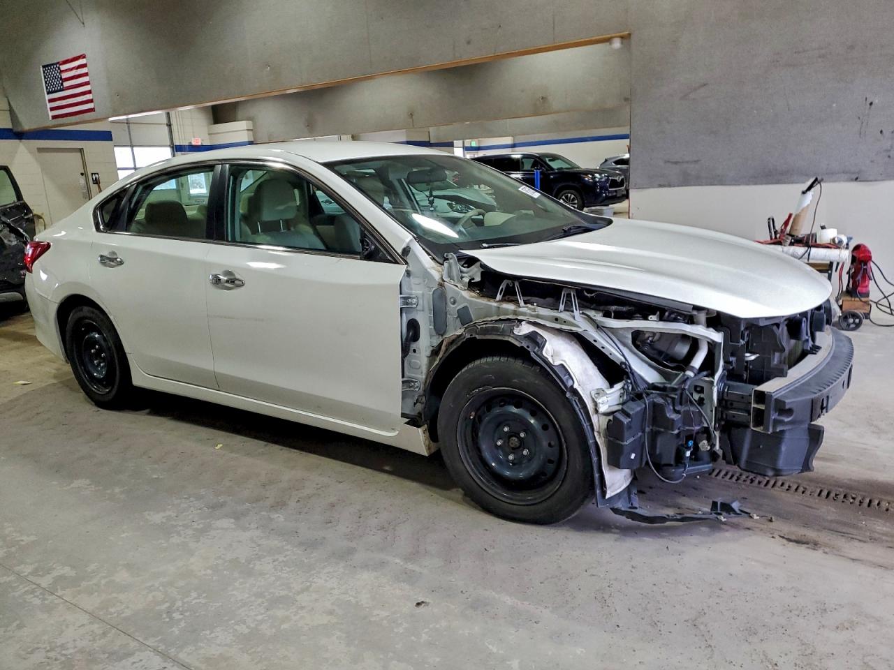 Nissan Altima 2.5 Image 3