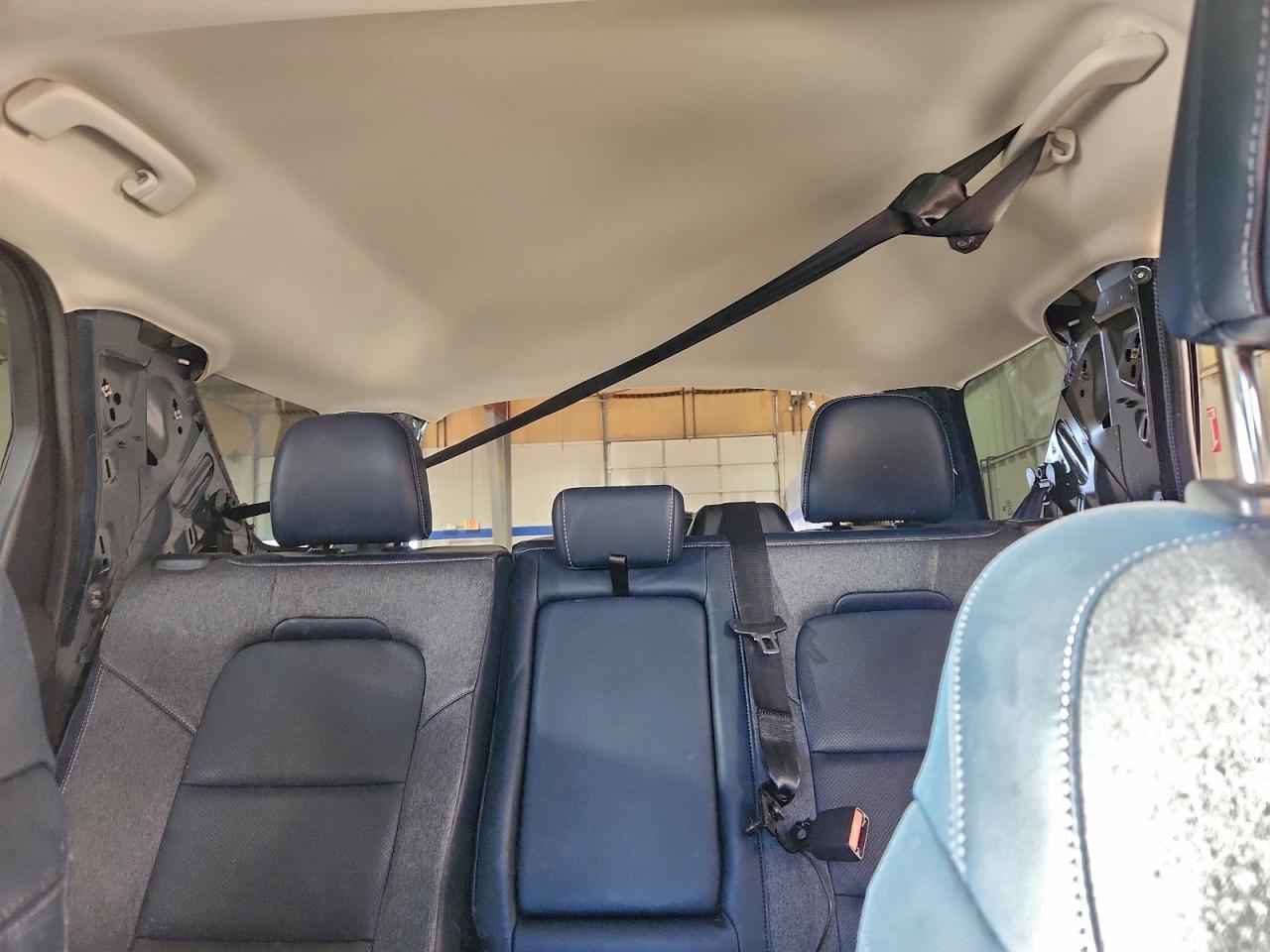 Ford Bronco Outer Banks Image 12