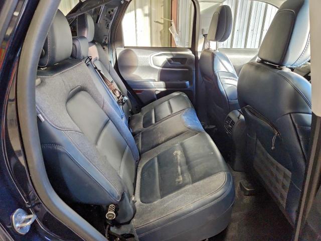 Ford Bronco Outer Banks Image 9