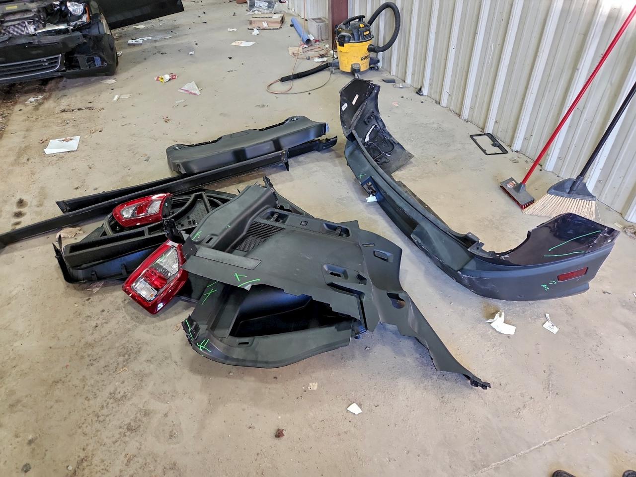 Ford Bronco Outer Banks Image 10