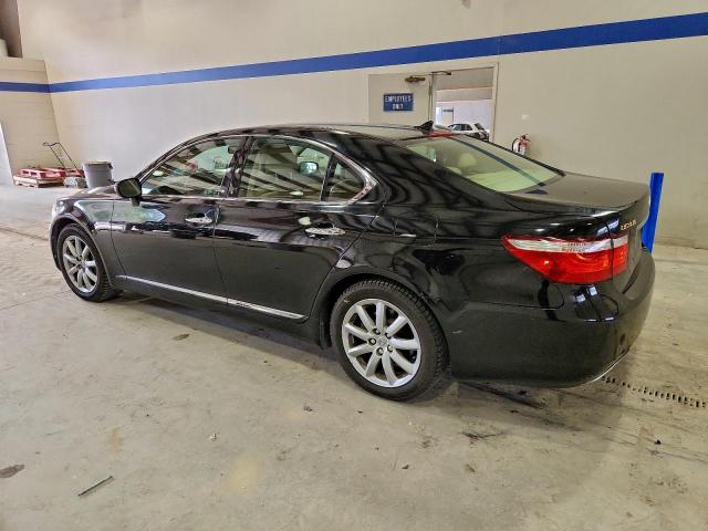 Lexus LS 460 Image 4