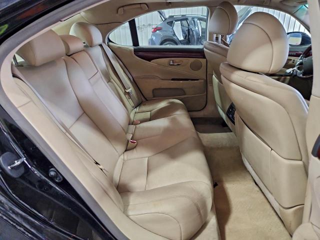 Lexus LS 460 Image 11