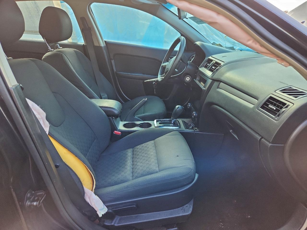 Ford Fusion Se Image 11