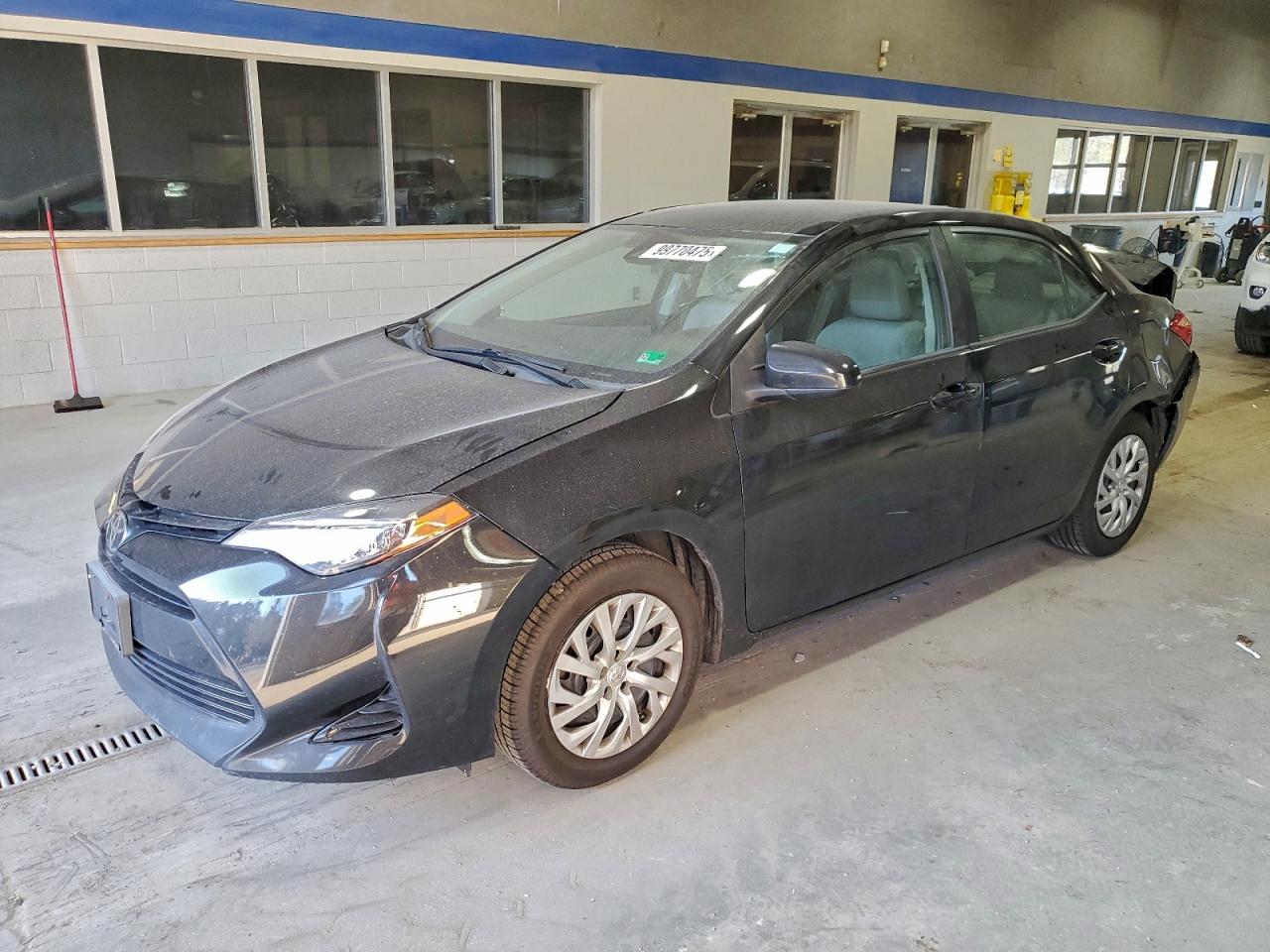 Toyota Corolla L Image 1