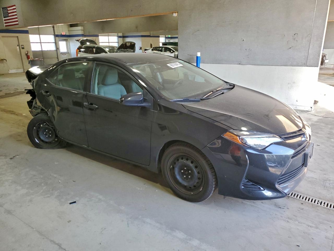 Toyota Corolla L Image 11