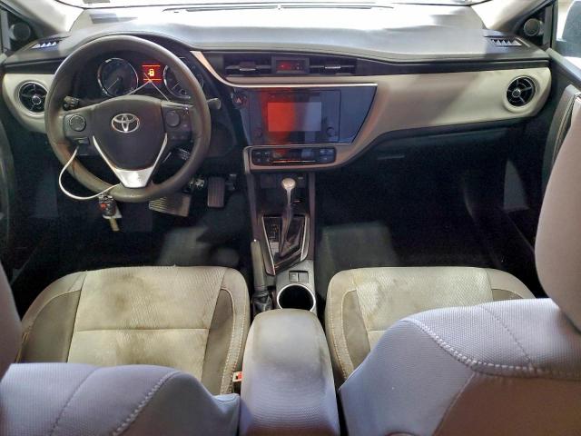 Toyota Corolla L Image 5